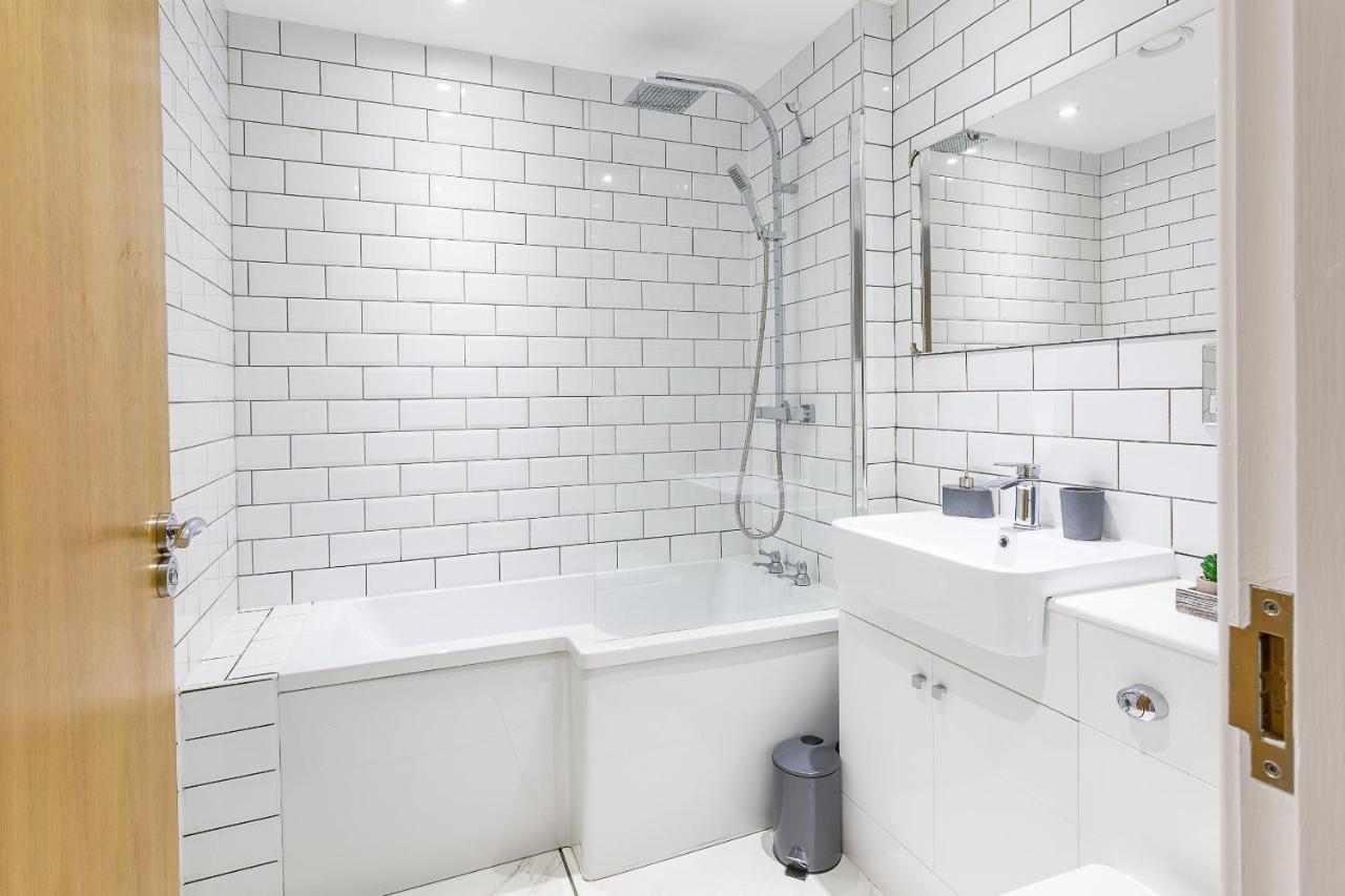Luxury Boutique Quayside Apartment - Free parking Newcastle-upon-Tyne Extérieur photo
